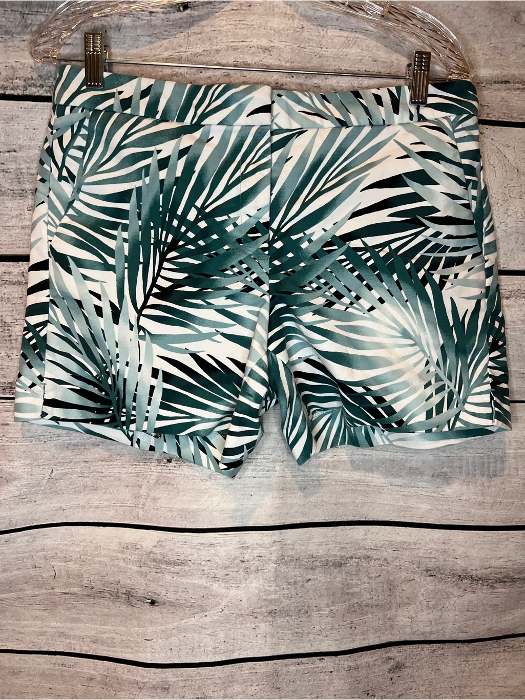 White House Black Market Green White Black Palm Tree Print Chino Shorts Tropical